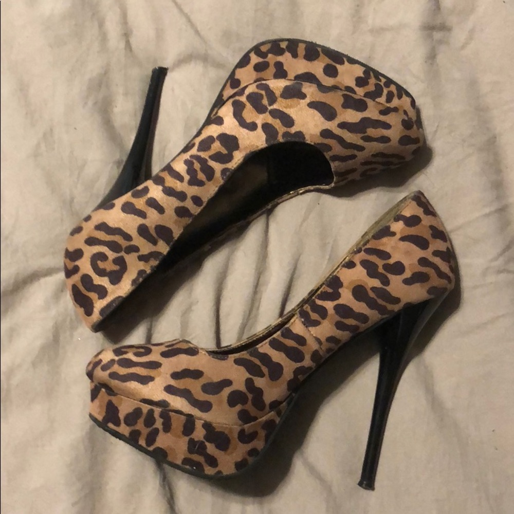 Cheetah Print Pumps